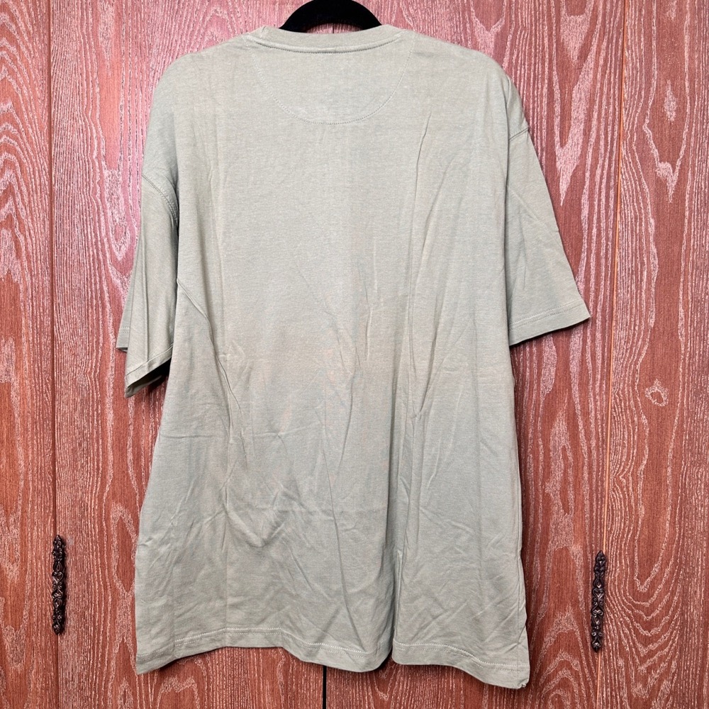 Newport Blue Mens XXL T-Shirt Basil Green Coast To Coast Motorcycle Graphic NEW - Picture 2 of 6